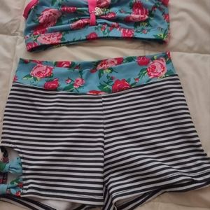 Betsy Johnson for Capezio Keyhole top and matching shorts set AS